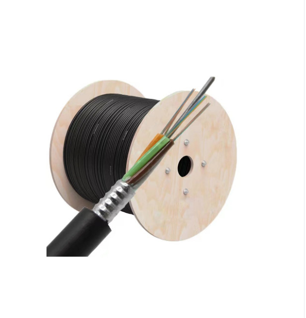 2-12 núcleos GYXTC8A Cables aéreos de fibra óptica Figura-8 Forma
