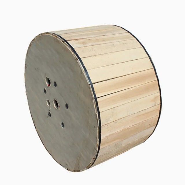 Cables de fibra óptica enterrados directamente para aplicaciones de enterramiento directo -20- 70°C Estructura SZ tubo suelto fijado