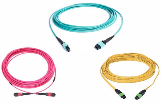 cable SM OM3 OM4 8 del tronco de la fibra óptica MTP MPO de 10G 40G 100G 12 24 corazones